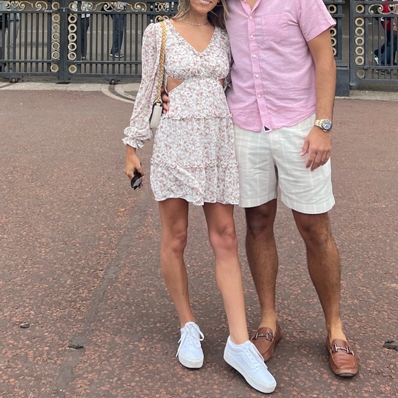 Ivory Floral Print Ruffled Backless Mini Dress | XS 🌺 - Picture 3 of 5